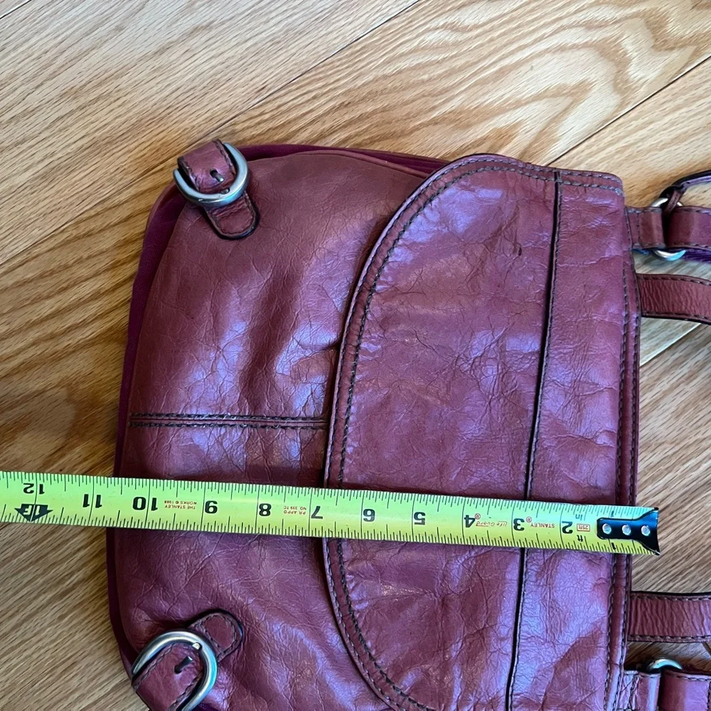 Fossil cranberry crossbody Leather Shoulder Bag with dual straps several pockets